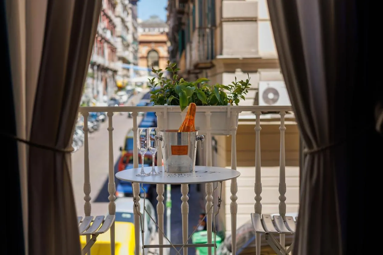 Bellini Inn Primo Piano Naples Italy