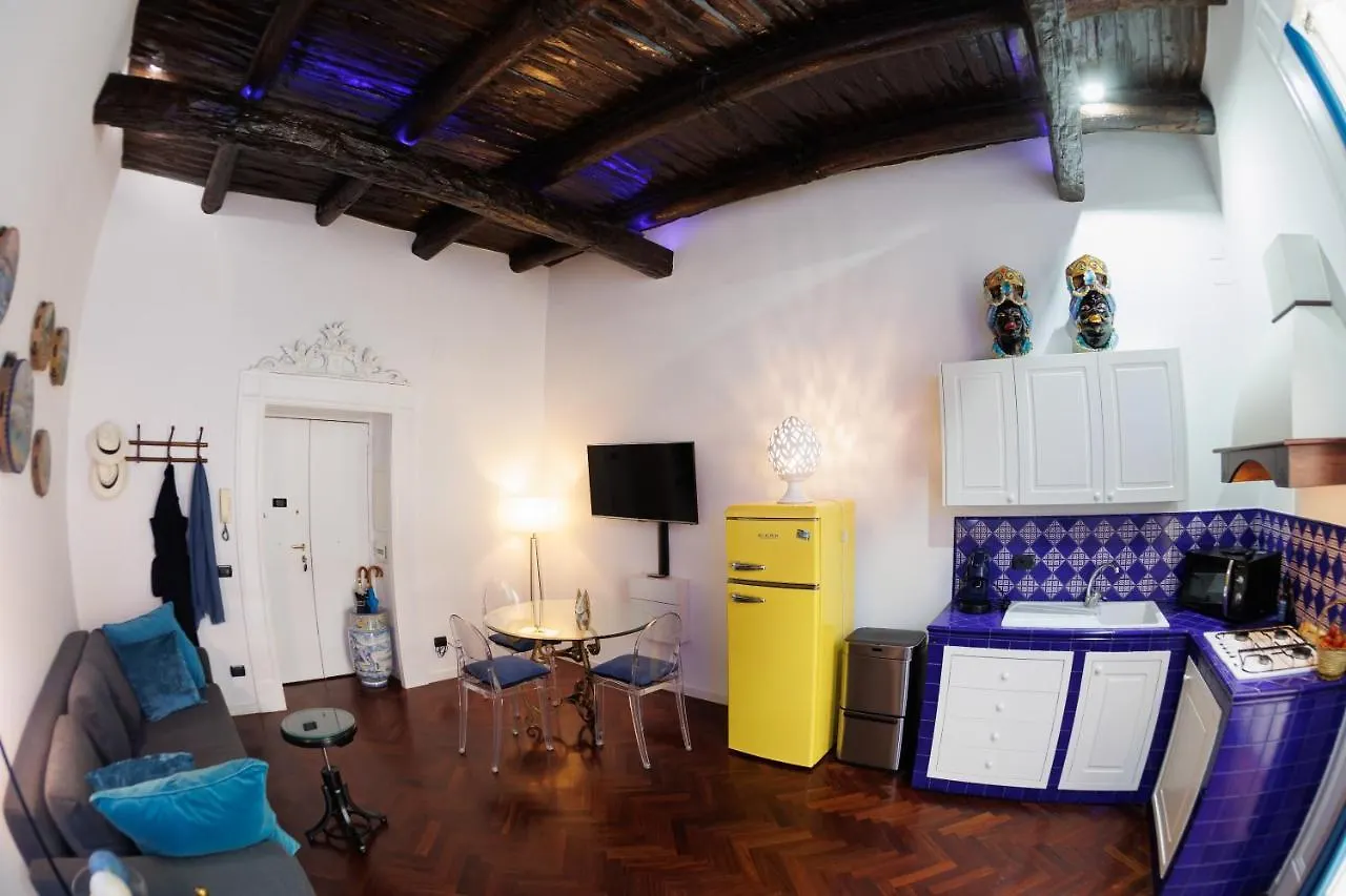 Holiday home Bellini Inn Primo Piano Naples
