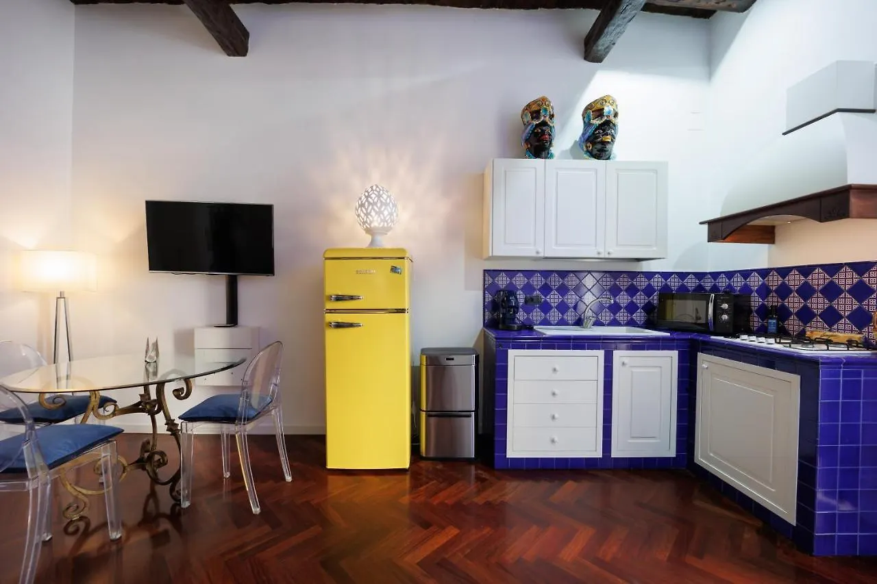 Bellini Inn Primo Piano Naples Holiday home