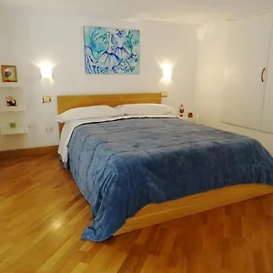 Mezzocannone House Nápoles